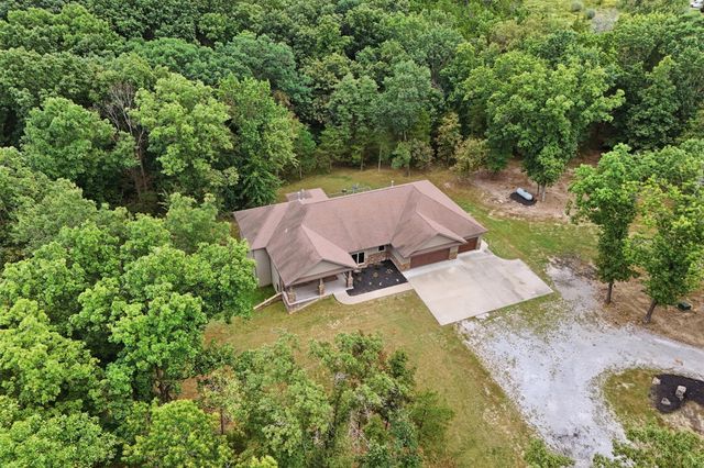 530 N ROUTE O, Rocheport, MO 65279