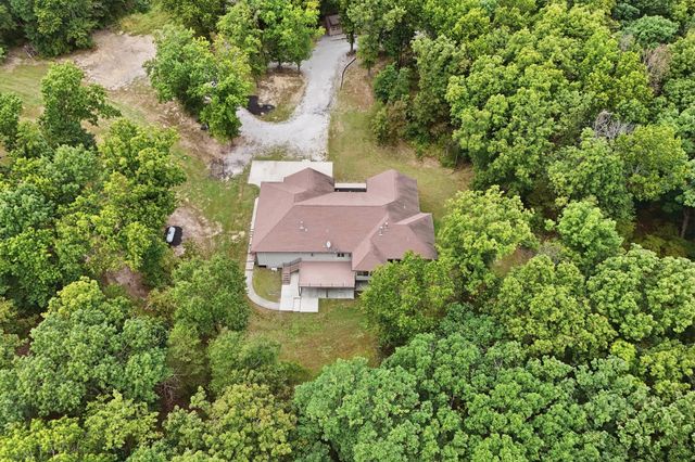530 N ROUTE O, Rocheport, MO 65279
