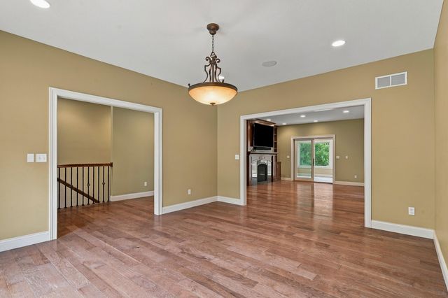 530 N ROUTE O, Rocheport, MO 65279