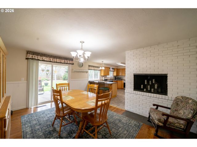 5940 MACLEAY Rd Se, Salem, OR 97317