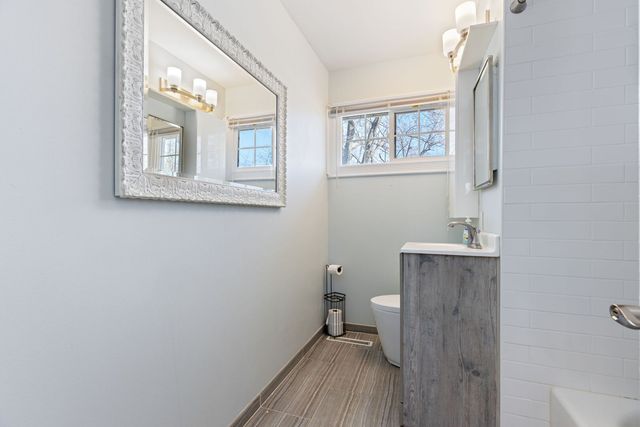 5524 S Bruner Street, Hinsdale, IL 60521