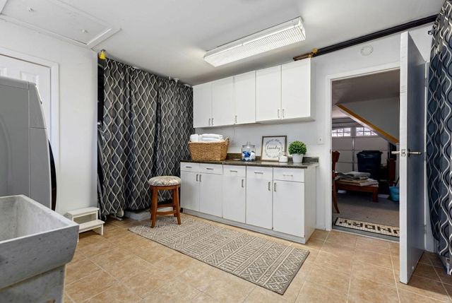 5524 S Bruner Street, Hinsdale, IL 60521