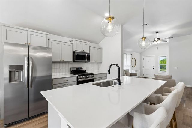 2733 NW 199th Street, Edmond, OK 73012