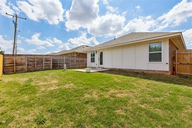 2733 NW 199th Street, Edmond, OK 73012