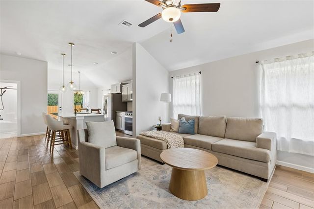 2733 NW 199th Street, Edmond, OK 73012