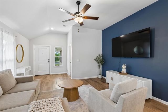 2733 NW 199th Street, Edmond, OK 73012