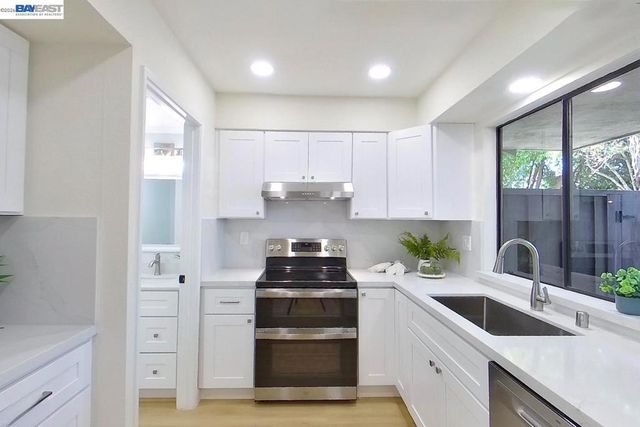 34380 Gadwall Cmn, Fremont, CA 94555