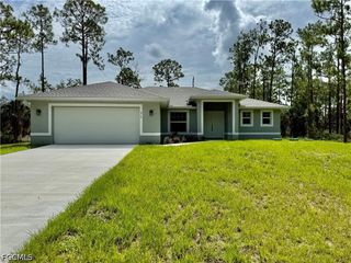 816 Michael AVE, Lehigh Acres, FL 33936