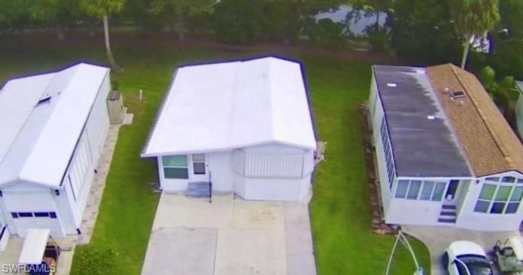5 Bass LN 5, NAPLES, FL 34114 — photo 4