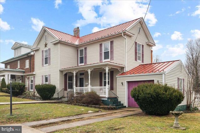 40 CAVE ST, Luray, VA 22835