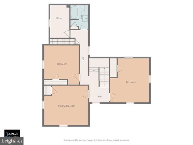 40 CAVE ST, Luray, VA 22835