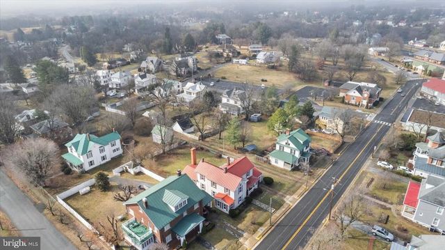 40 CAVE ST, Luray, VA 22835