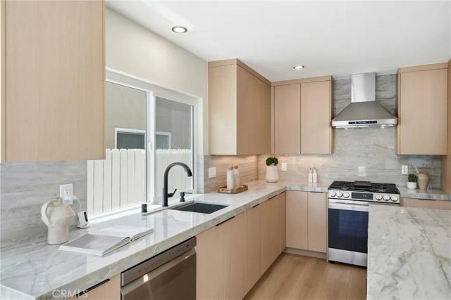 3755 Provincetown Avenue, Irvine, CA 92606