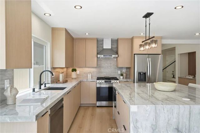 3755 Provincetown Avenue, Irvine, CA 92606