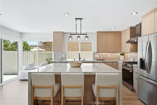 3755 Provincetown Avenue, Irvine, CA 92606