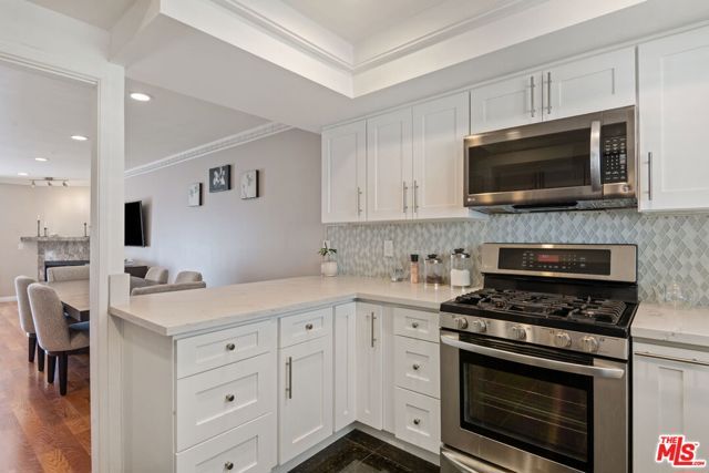 6420 Hazeltine Avenue 9, Los Angeles, CA 91401
