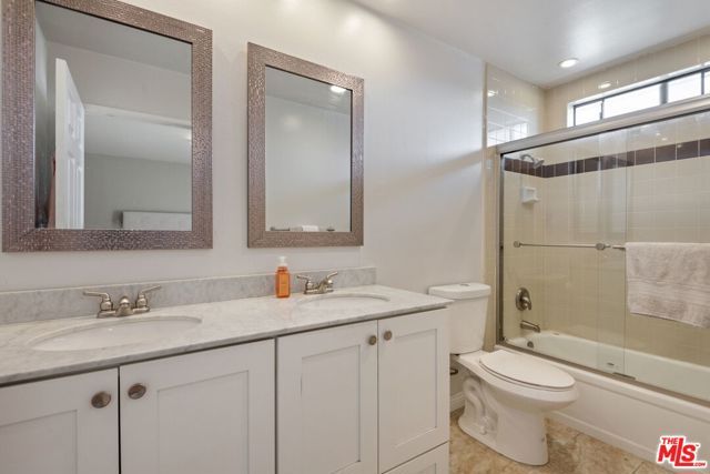 6420 Hazeltine Avenue 9, Los Angeles, CA 91401