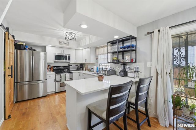 312 Littleton Avenue 804, Newark, NJ 07103