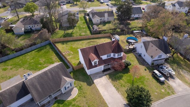 422 Randall Ln, La Vergne, TN 37086