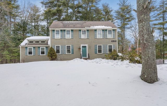 171 Pine St, Duxbury, MA 02332