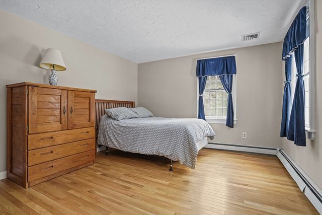 171 Pine St, Duxbury, MA 02332