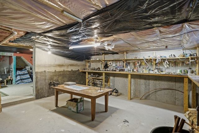 171 Pine St, Duxbury, MA 02332