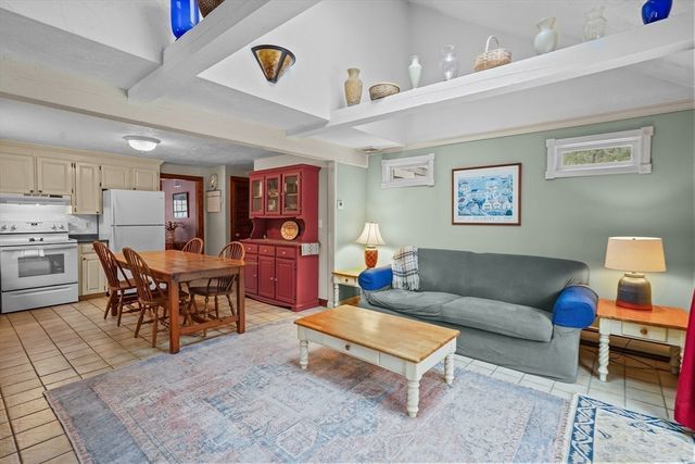 171 Pine St, Duxbury, MA 02332