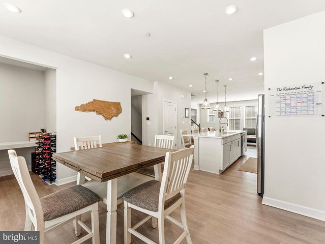 2841 HOKIE LN, Alexandria, VA 22306
