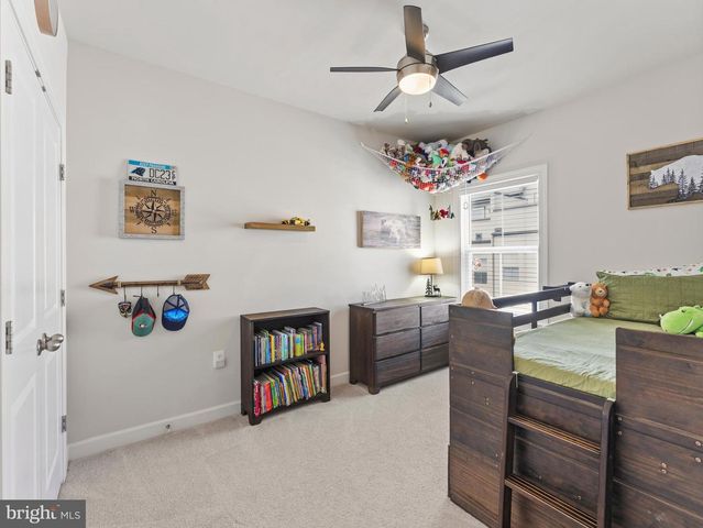 2841 HOKIE LN, Alexandria, VA 22306