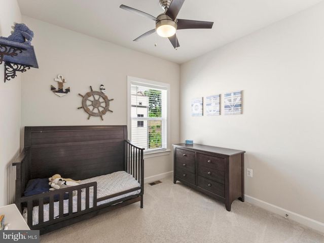 2841 HOKIE LN, Alexandria, VA 22306