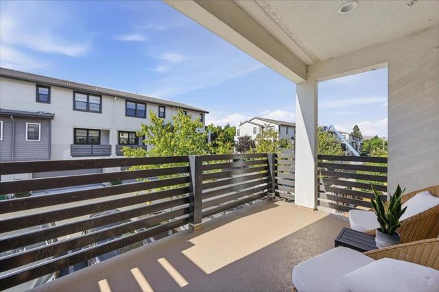 37523 Silverstreak Terrace, Fremont, CA 94536