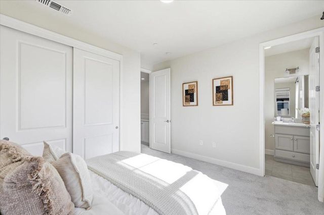 37523 Silverstreak Terrace, Fremont, CA 94536