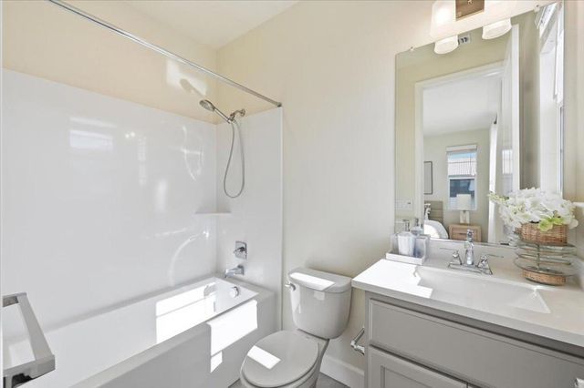 37523 Silverstreak Terrace, Fremont, CA 94536