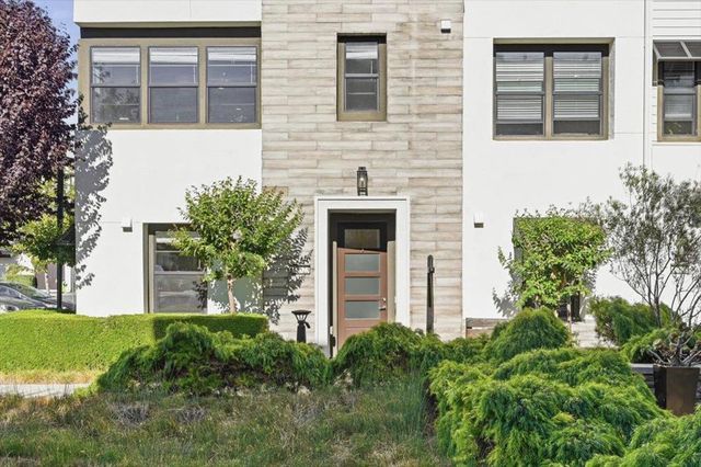 37523 Silverstreak Terrace, Fremont, CA 94536