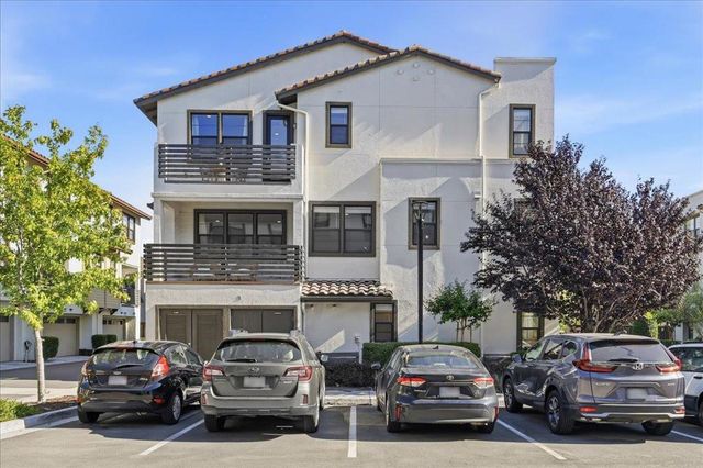 37523 Silverstreak Terrace, Fremont, CA 94536