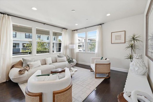 37523 Silverstreak Terrace, Fremont, CA 94536