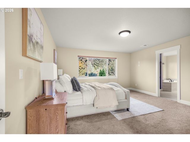 8034 Sw 195TH Ave, Beaverton, OR 97007