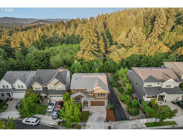 8034 Sw 195TH Ave, Beaverton, OR 97007
