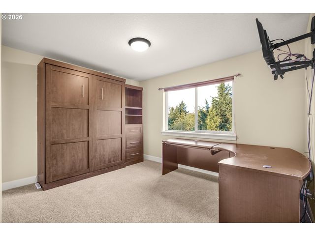 8034 Sw 195TH Ave, Beaverton, OR 97007