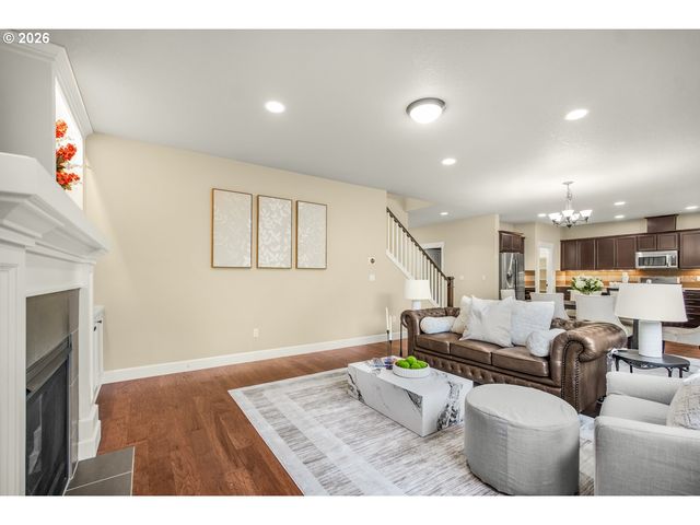 8034 Sw 195TH Ave, Beaverton, OR 97007