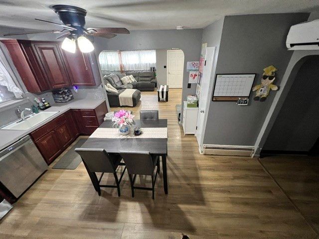 77 Fulton St, Fall River, MA 02720