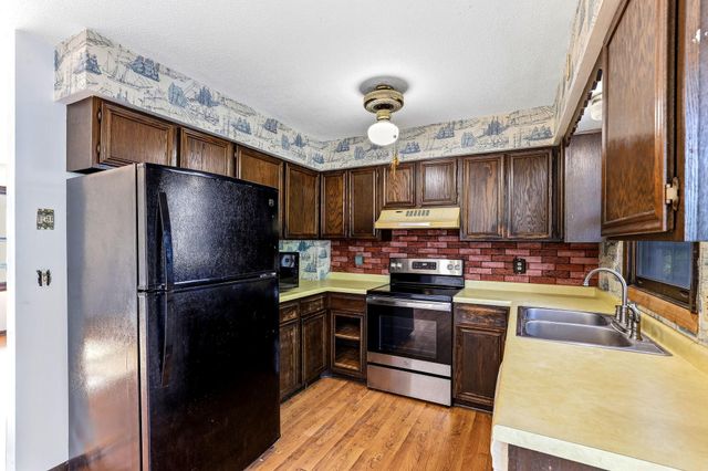 4383 Garden Trail, Eagan, MN 55123