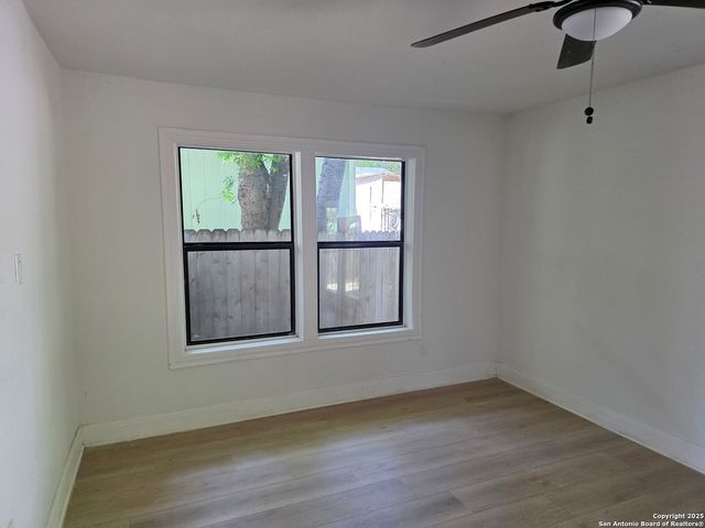 315 Muegge, San Antonio, TX 78202
