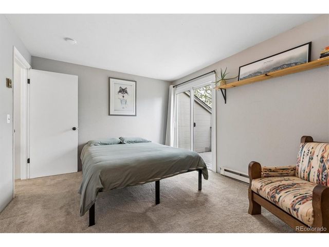 1039 E Moorhead Cir, Boulder, CO 80305