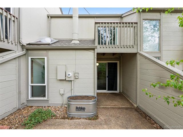 1039 E Moorhead Cir, Boulder, CO 80305