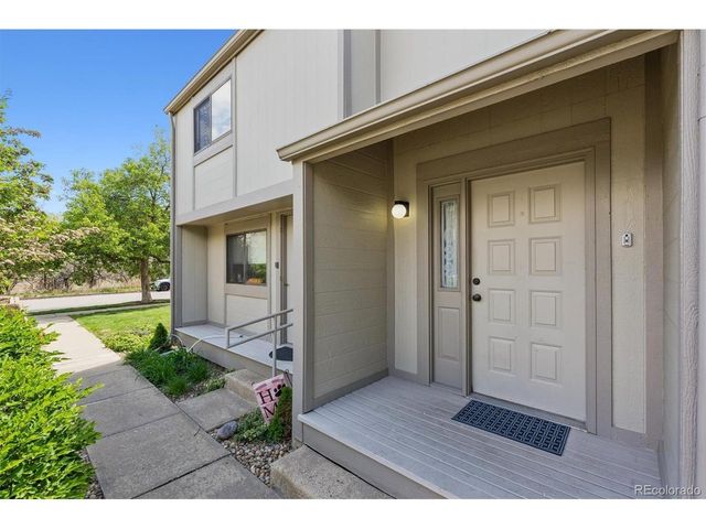 1039 E Moorhead Cir, Boulder, CO 80305