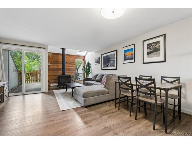 1039 E Moorhead Cir, Boulder, CO 80305