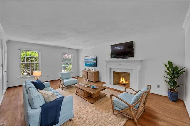1224 Lawrence Grey DR, Virginia Beach, VA 23455