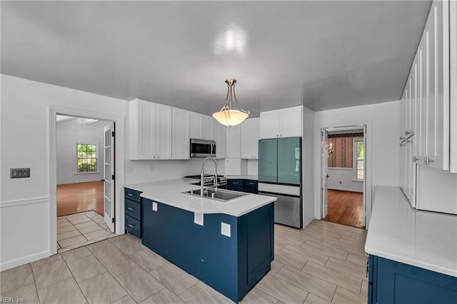 1224 Lawrence Grey DR, Virginia Beach, VA 23455