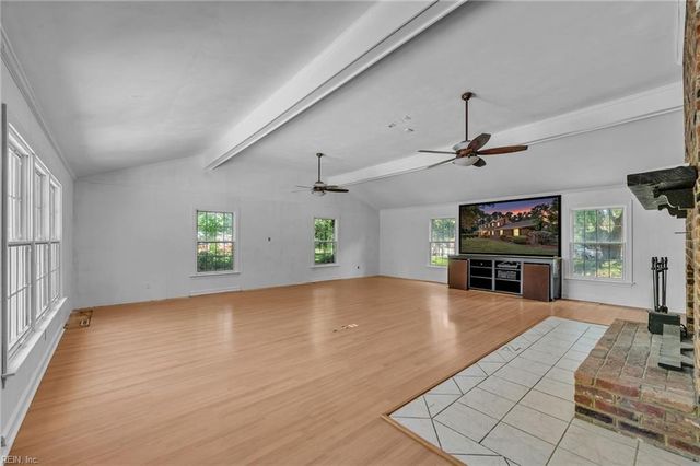 1224 Lawrence Grey DR, Virginia Beach, VA 23455